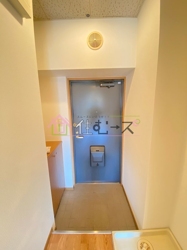 ノルデンハイムリバーサイド天神橋 玄関