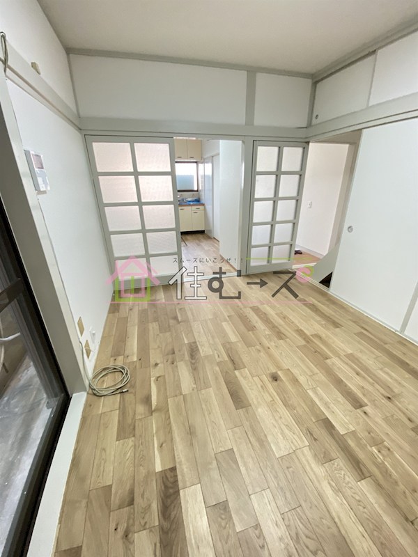 中宮貸家 リビング