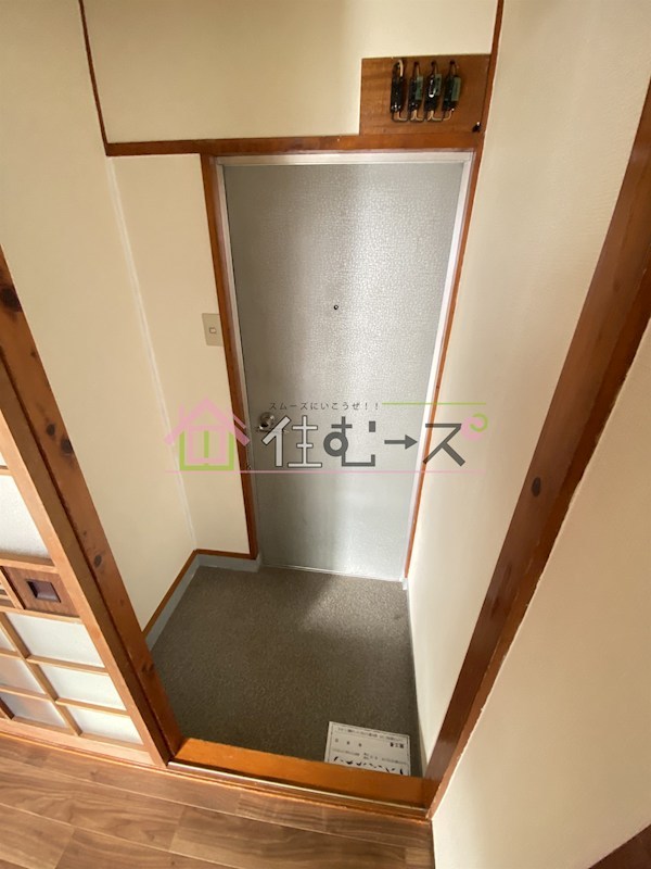 マンション新大宮 玄関