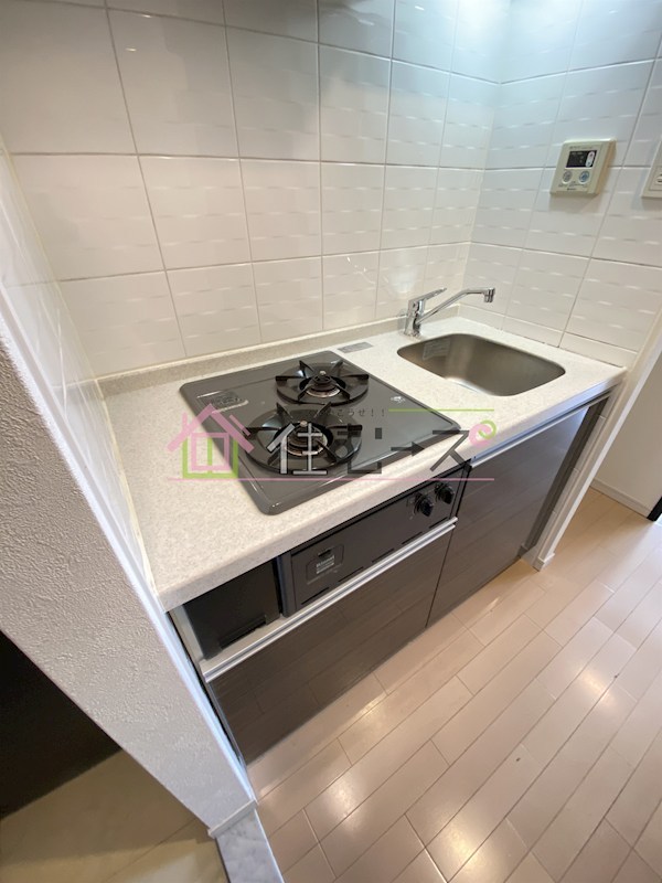 クレアート大阪トゥールビヨン キッチン