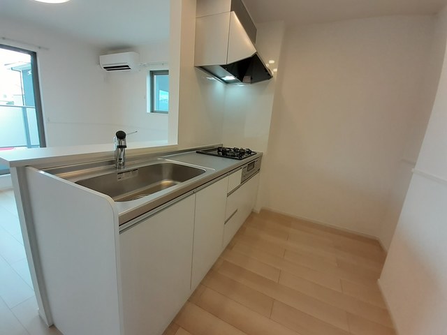 ルワンジュ草尾　Ⅲ キッチン