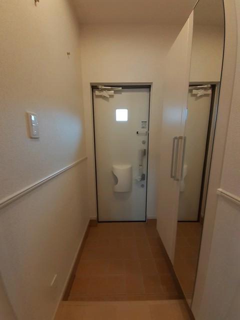 ゼクシー　桜ケ丘Ｂ棟 玄関