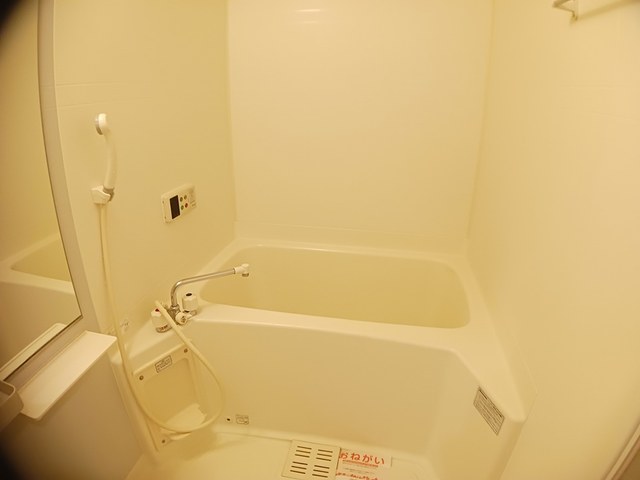 スペイシア友貴 風呂画像