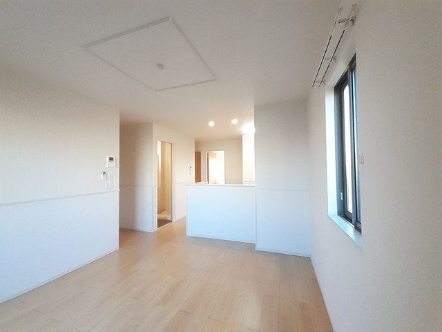 プラシード リビング