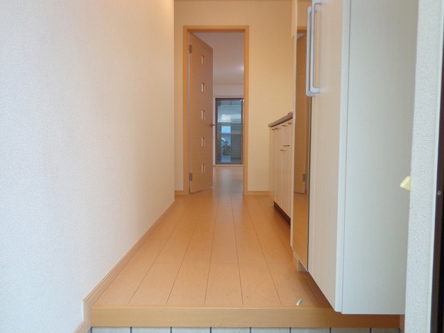 カーサユタカ 玄関