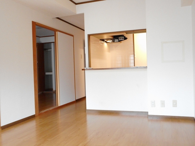 チュリス千里 リビング