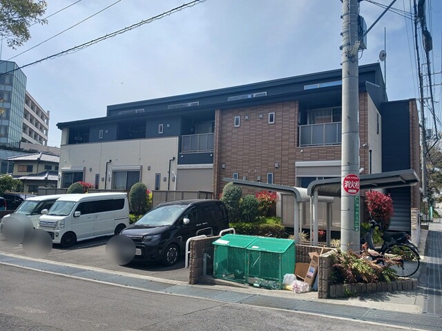 カルムルラーシュ 外観