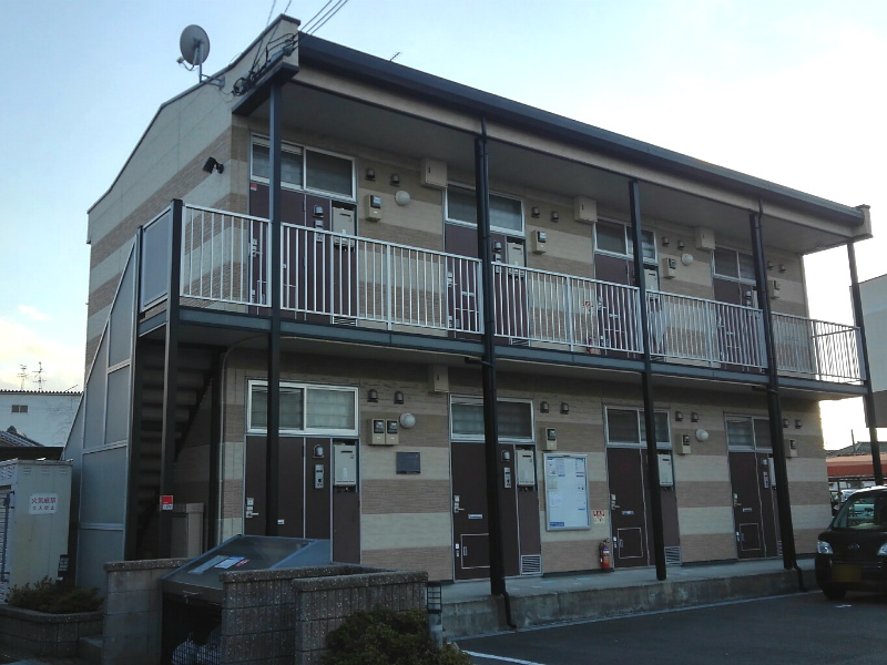 レオパレスオザキ 外観