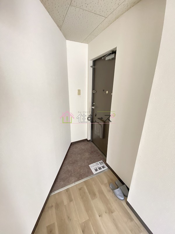 ライフステージ二番館 玄関