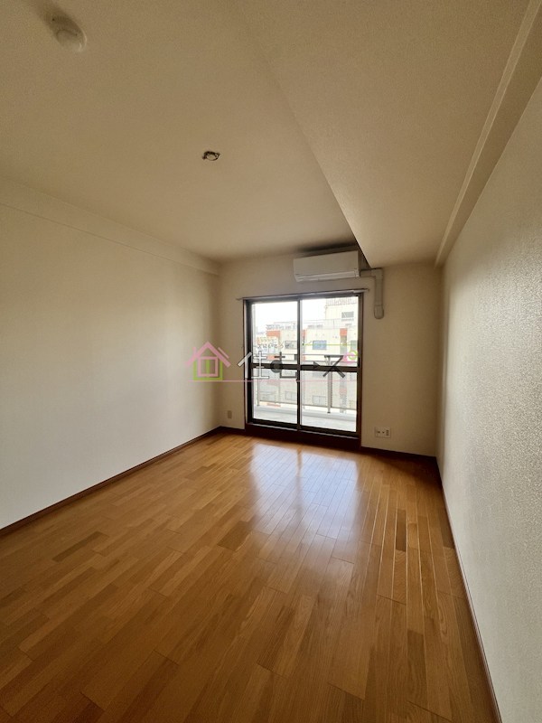 KHKコート西野田 ベッドルーム