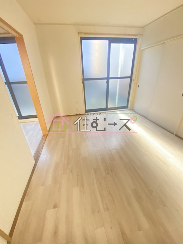 ドエル一番館 ベッドルーム