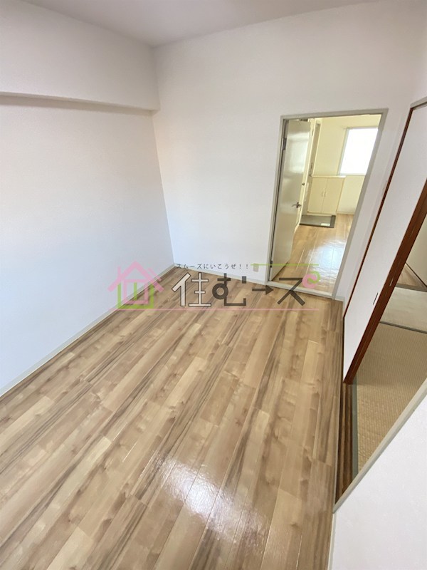 シティ岸里 リビング