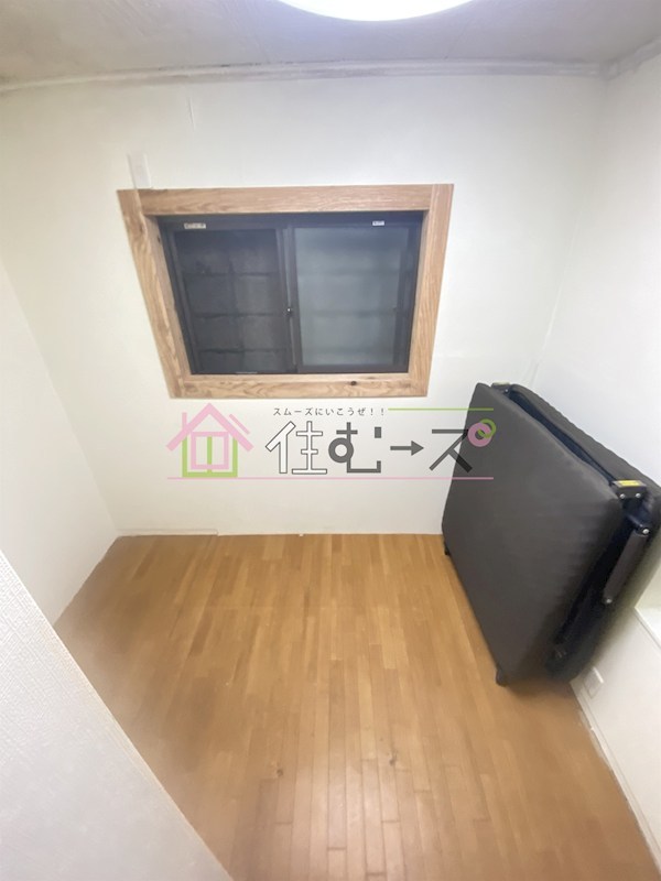 マキシーアパート ベッドルーム