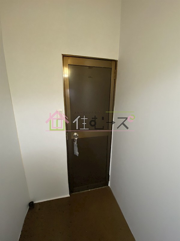 マキシーアパート 玄関