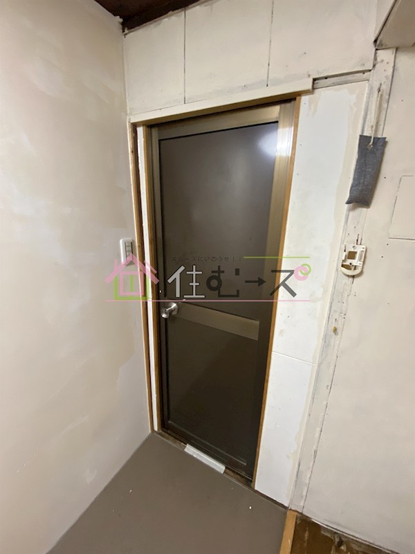 マキシーアパート 玄関