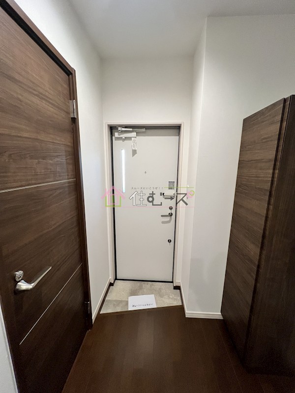 KTIレジデンス福町B 玄関