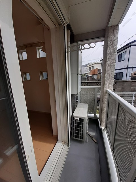 シャロル　Ⅲ ベランダ