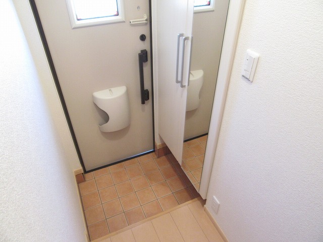 コート鶴田 玄関