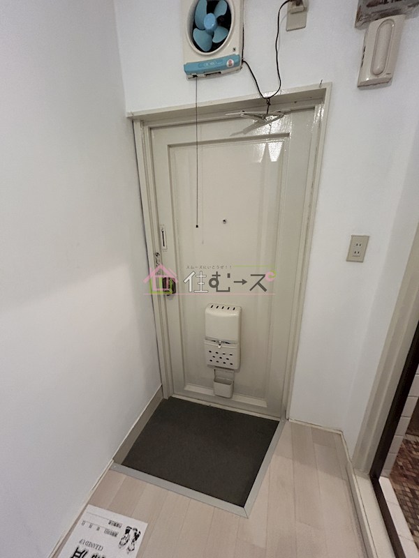 コンラッド深江橋 玄関