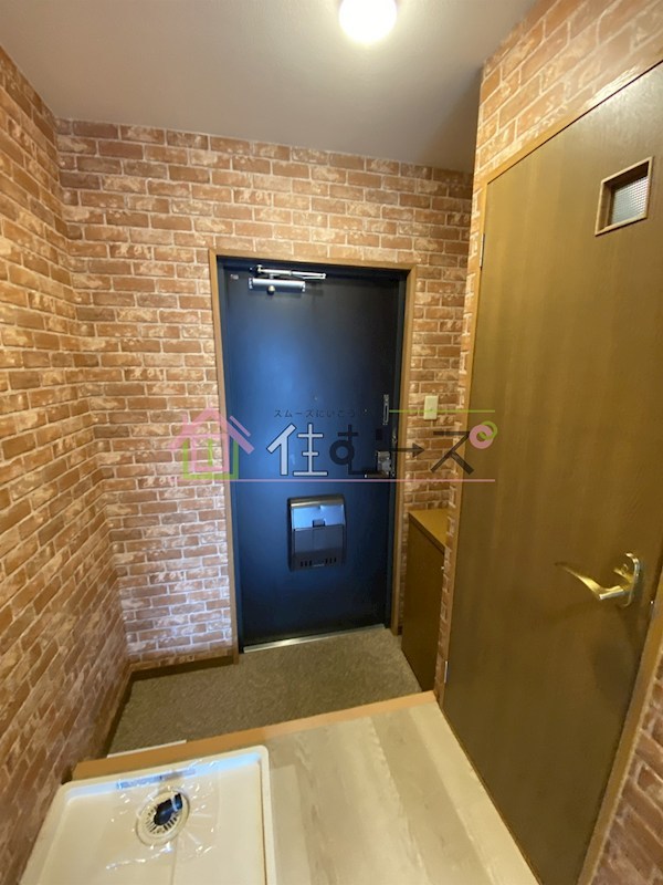 プラザコウエイⅡ 玄関