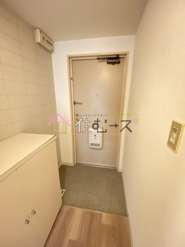 シャングリラみつもと 玄関