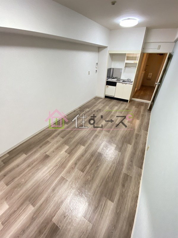 シャングリラみつもと リビング