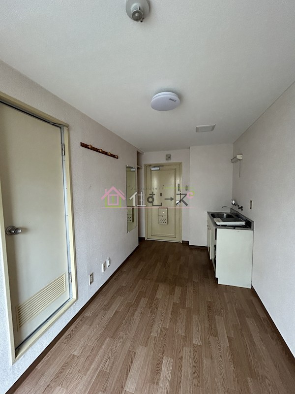 ブルースカイ城東 リビング