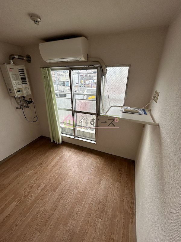 ブルースカイ城東 ベッドルーム