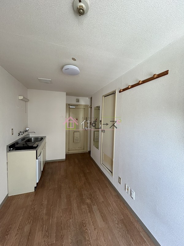 ブルースカイ城東 リビング