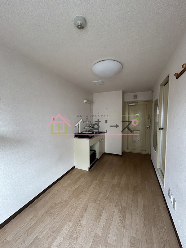 ブルースカイ城東 リビング