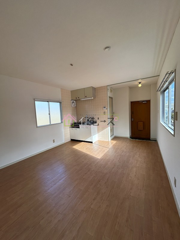 仲ビル  リビング