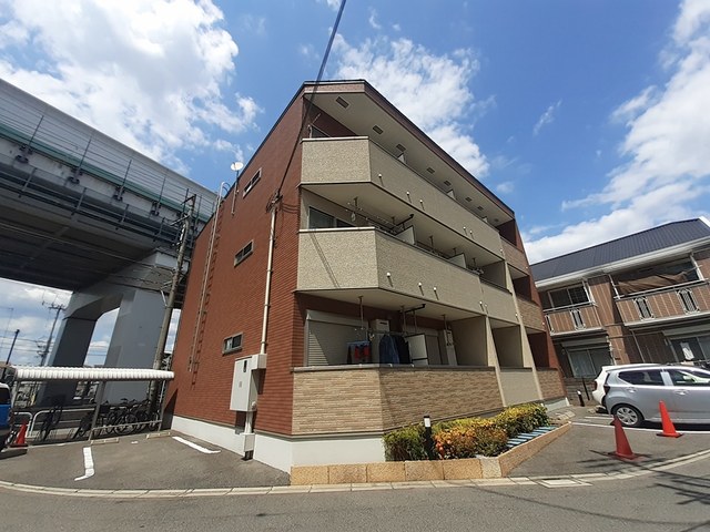 オエステ・コンドミニオ 外観