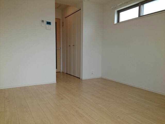 オエステ・コンドミニオ その他4