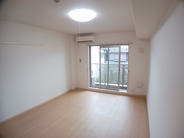 サル　ドゥ　セジュール その他4