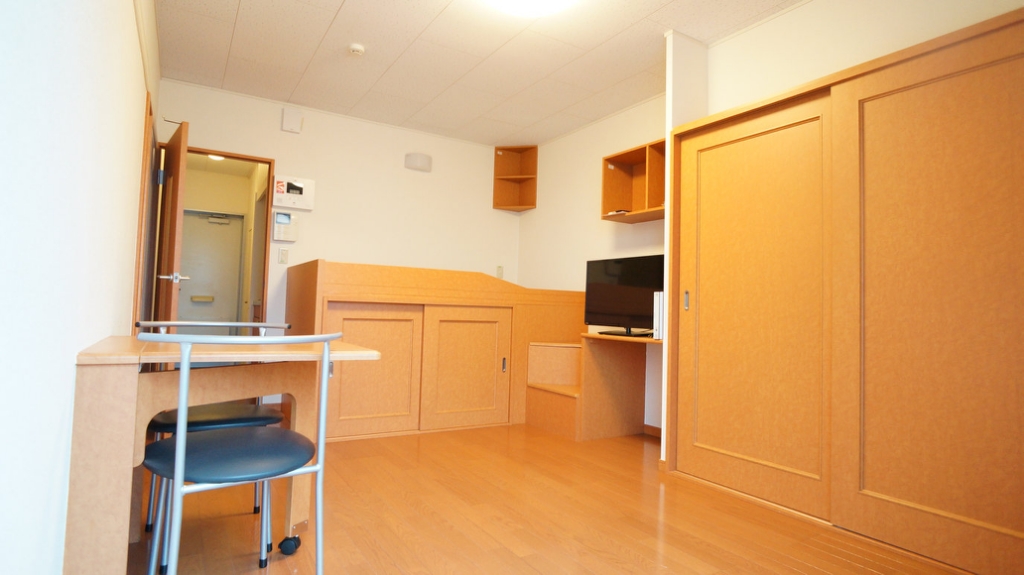 レオパレス平和 リビング