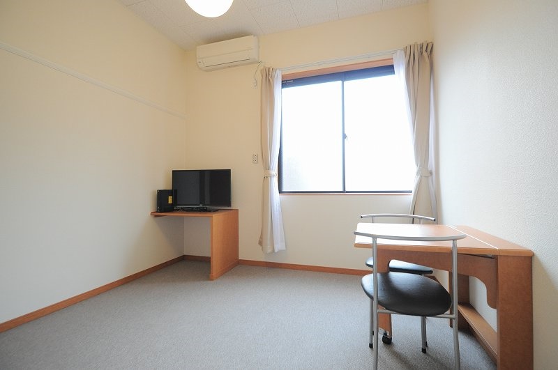 レオパレスＥｓｔｉｎａｌ ベッドルーム