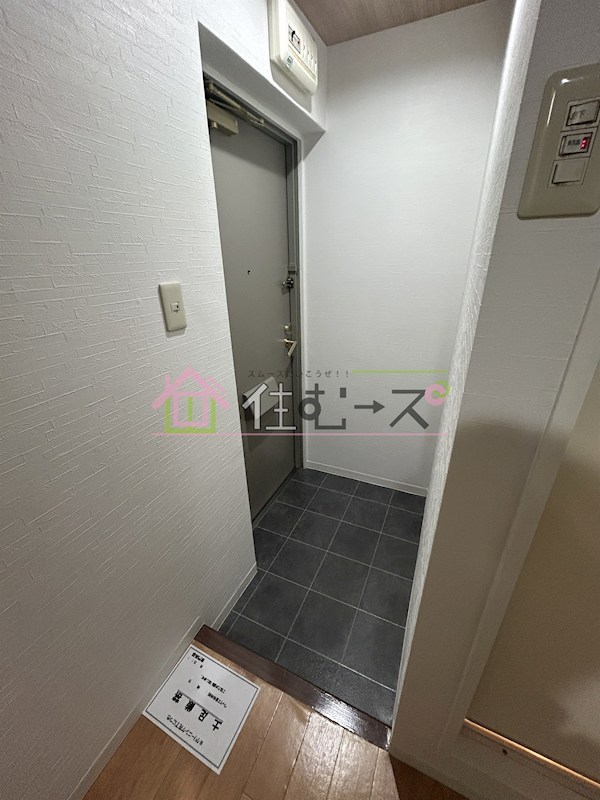 ミングルROSA 玄関