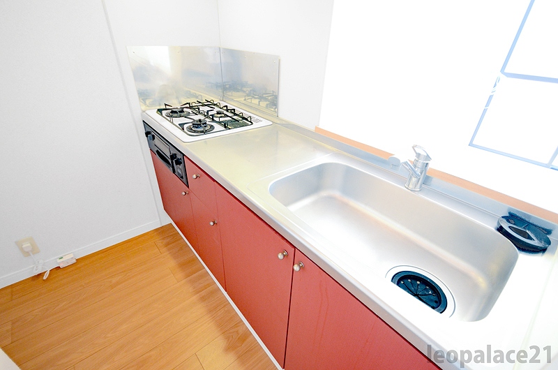 レオパレスヴィルヌーブ キッチン