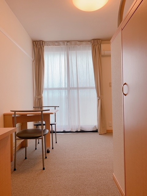 レオパレスＭＯＴＯＨＡＭＡ リビング