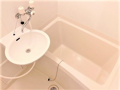 レオパレスシャンテ本町 風呂画像