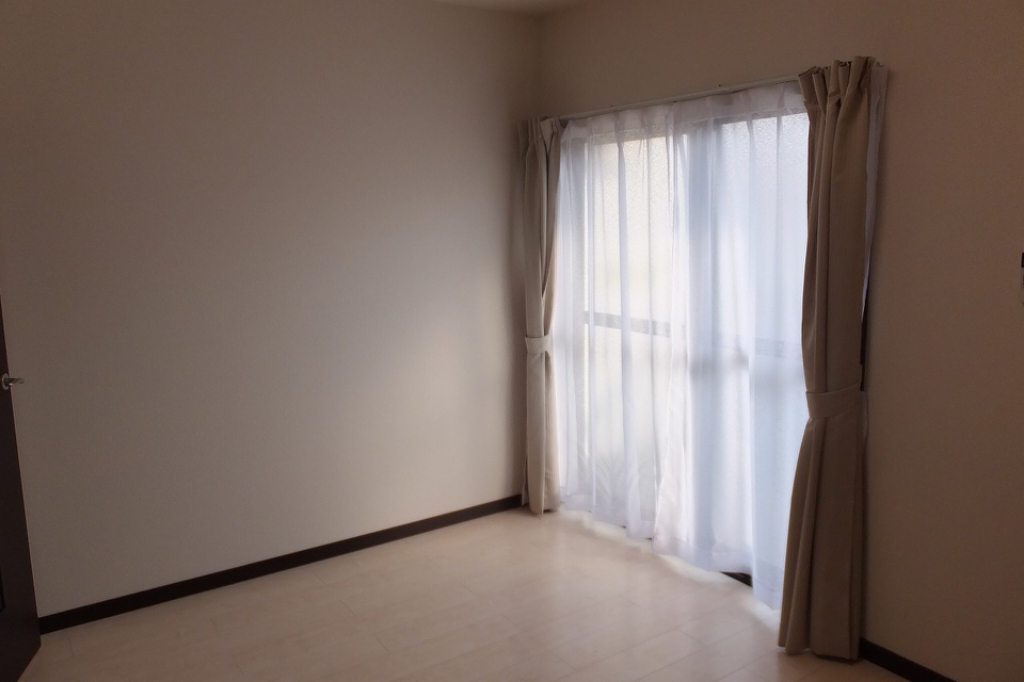 レオネクスト日新大阪 リビング