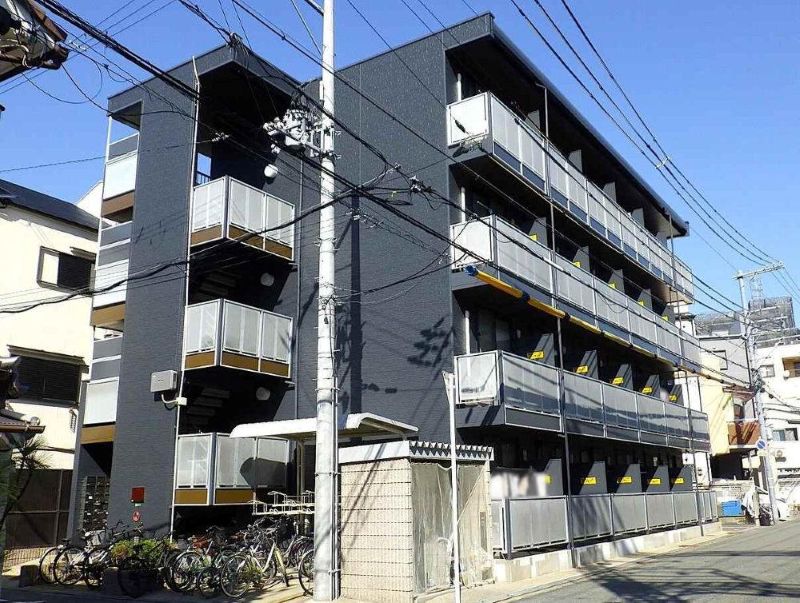 レオパレスフリージア 外観