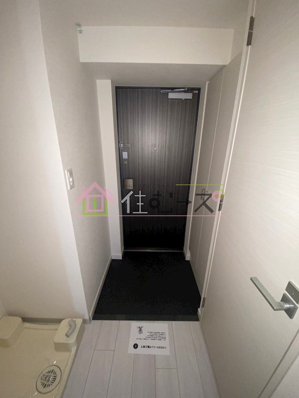 ファステート難波WESTパーク 玄関