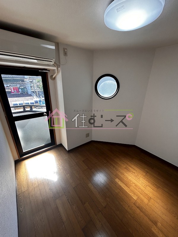 コアロード2000 ベッドルーム