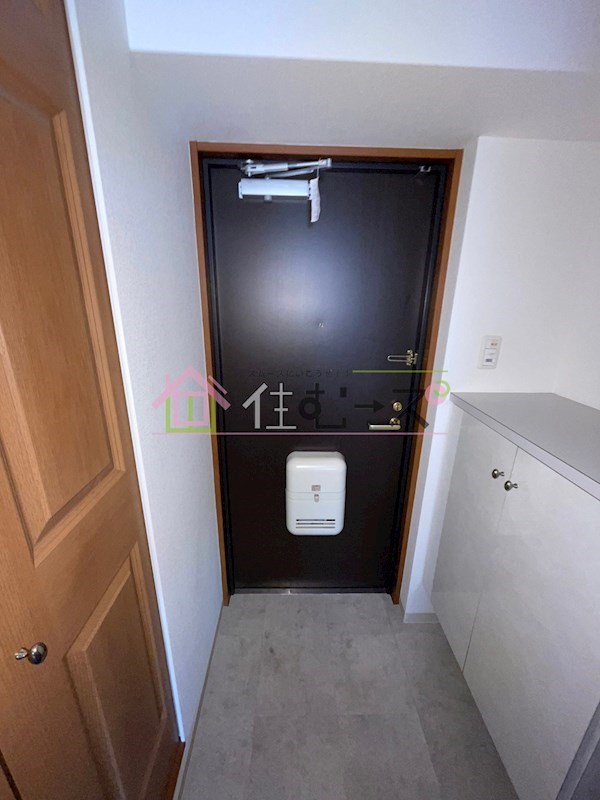 エバースクエア同心 玄関