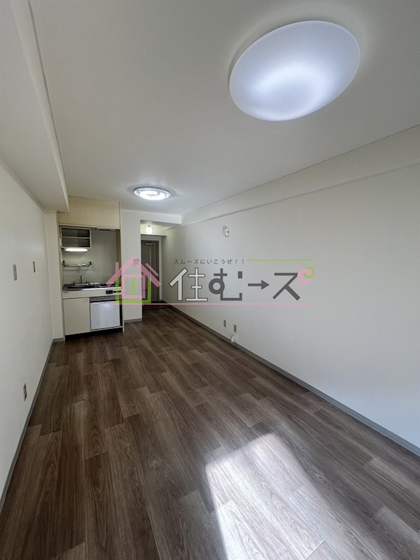 NLCメゾン新大阪 リビング