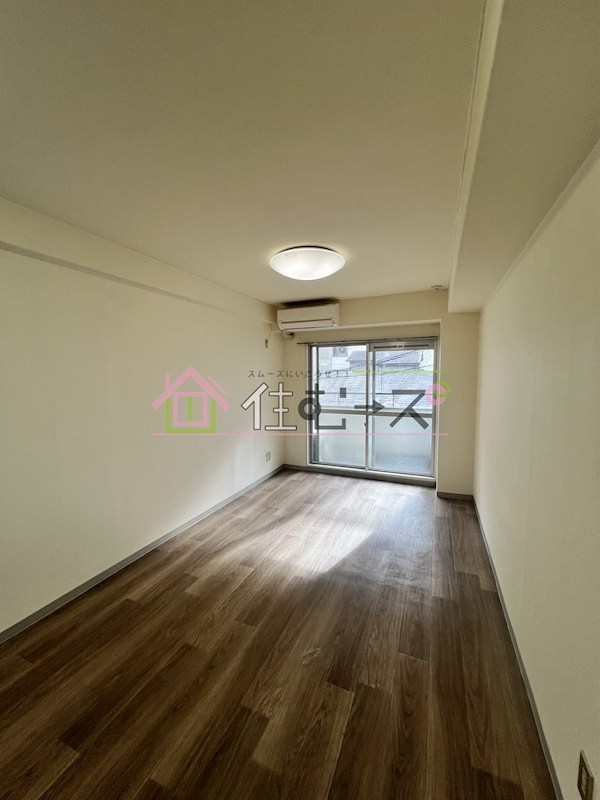 NLCメゾン新大阪 ベッドルーム