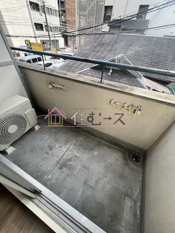 NLCメゾン新大阪 ベランダ