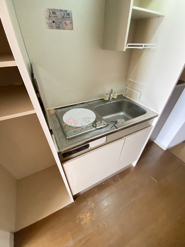 エストゥディオ・アヴァンサル キッチン