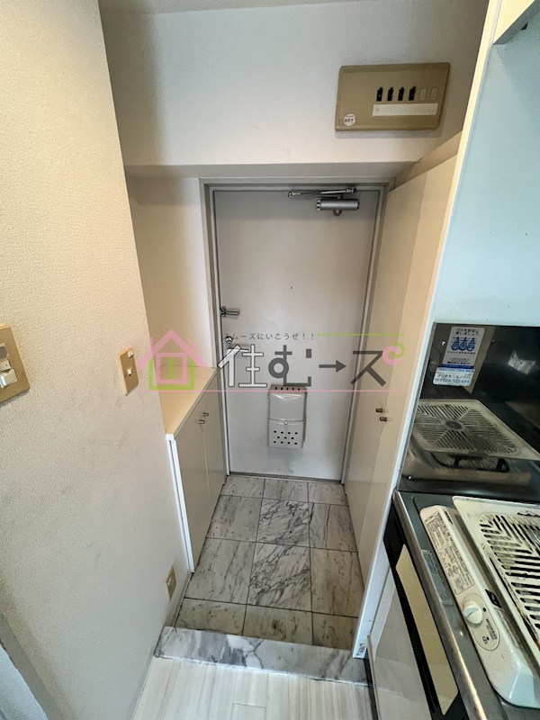 朝日プラザ新大阪アネックス 玄関